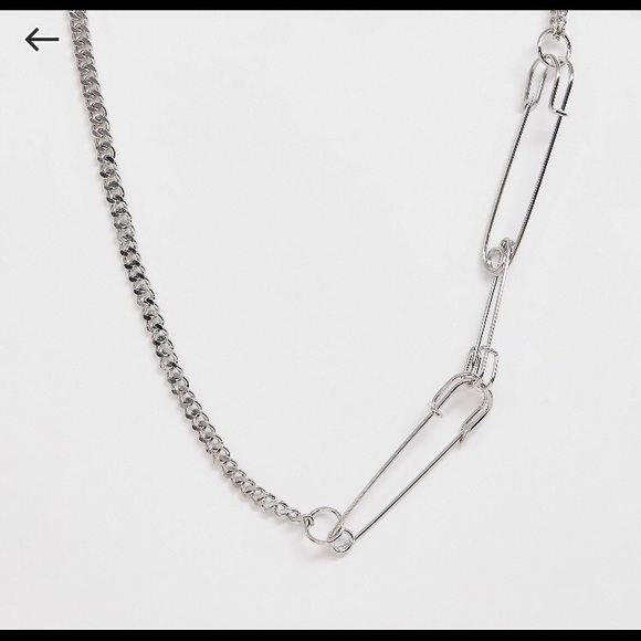 ASOS Safety pin silver hardware necklace 🧷 - Picture 2 of 2
